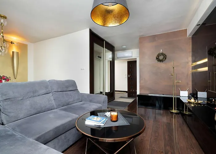 Apartament Stylish Air Conditioned With Balcony And View